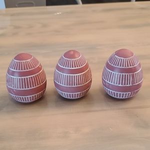 Set of three wooden eggs